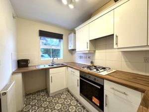 Kitchen- click for photo gallery